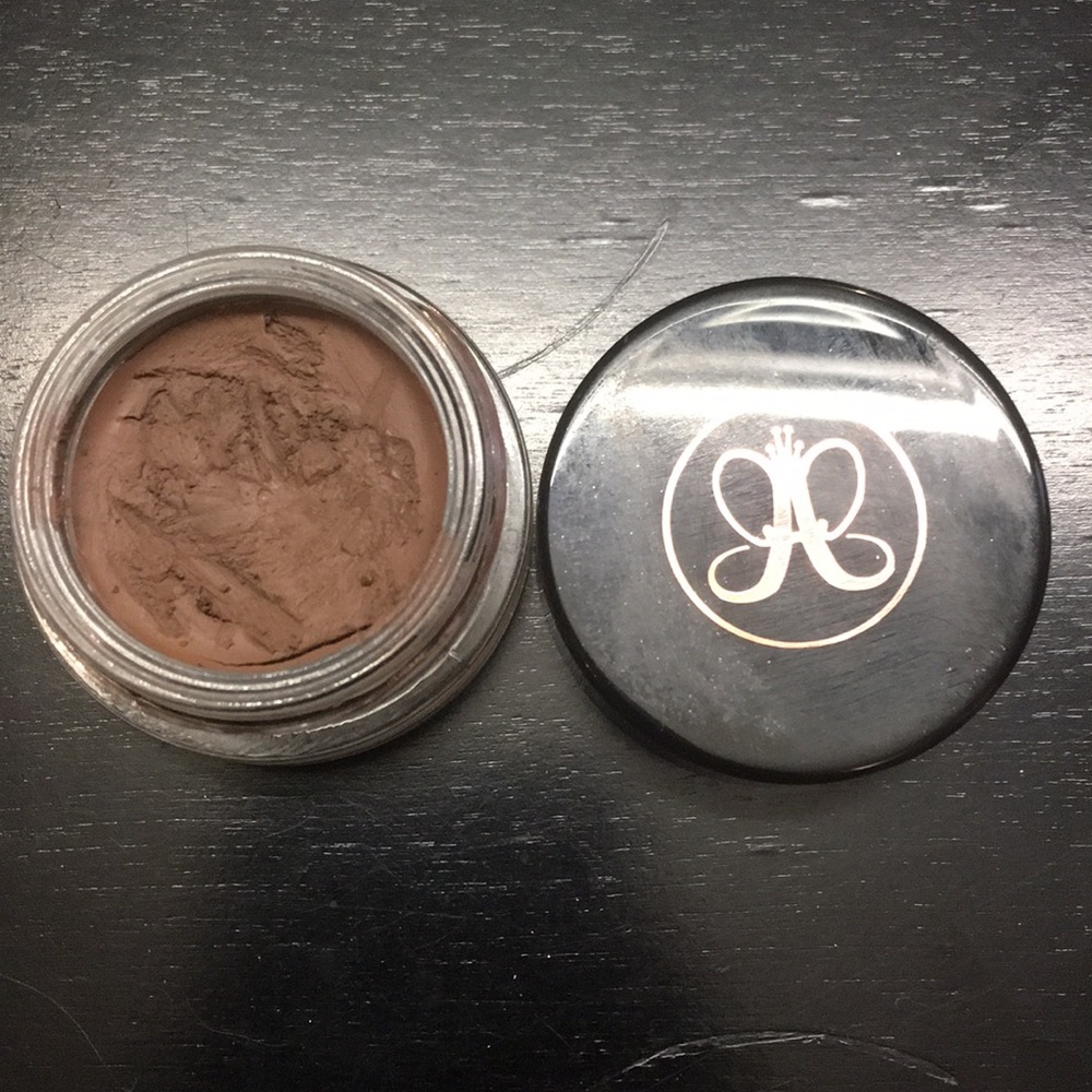 Anastasia Dipbrow Pomade